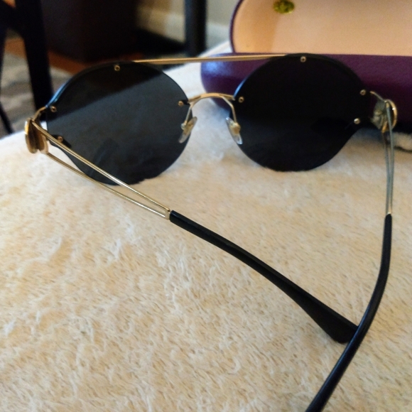Versace Sunglasses - Picture 5 of 8